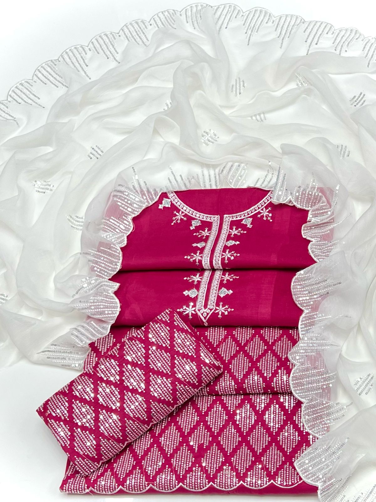 COMPUTER EMBROIDERY LAWN 3pc suit Tila and small sitara Embroided design